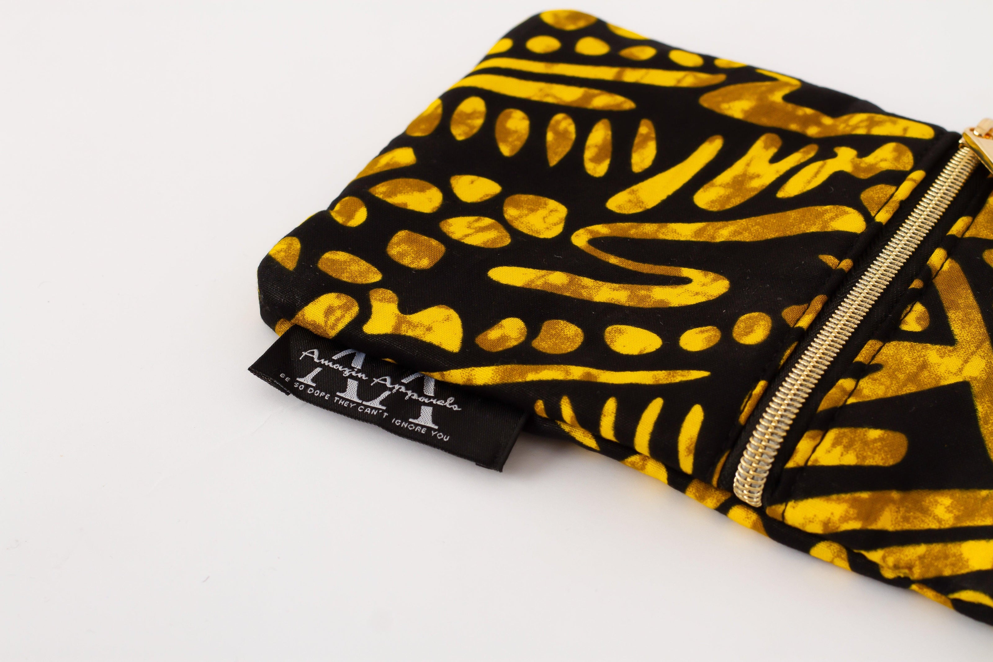 Folu Phone Pouch - AmazinApparels